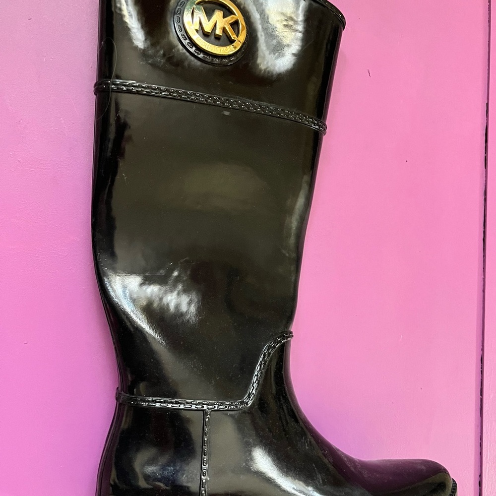 Micheal Kori’s Solid Black Rain Boot - image 2